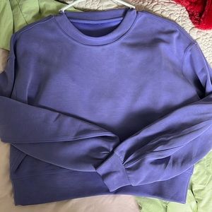 Soft stream crew neck